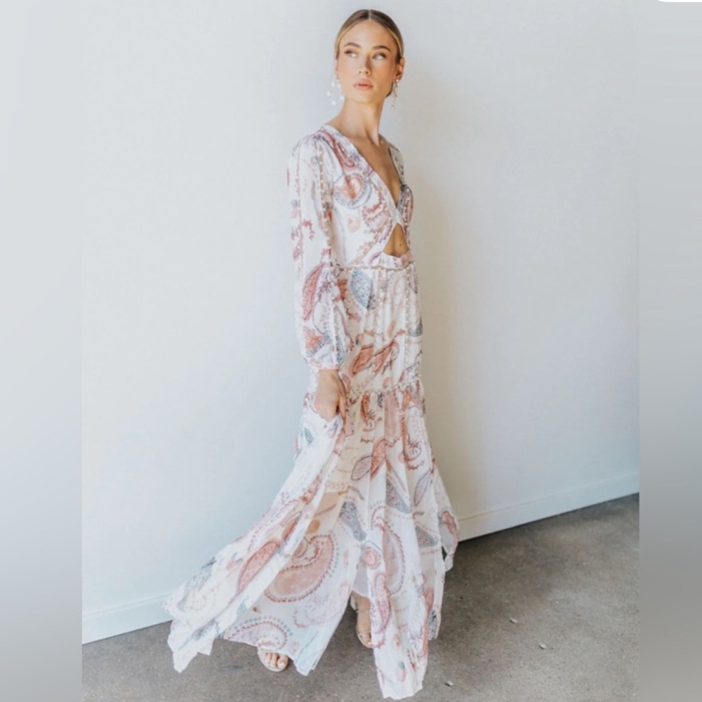 NWT UNTAMED PETALS BY AMANDA JUDGE Hilton Cut-Out Dress - Paisley